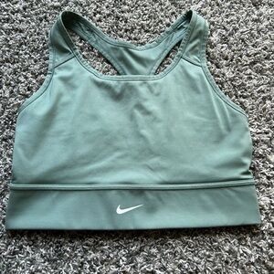 Women’s Size Large Nike Sports Bra